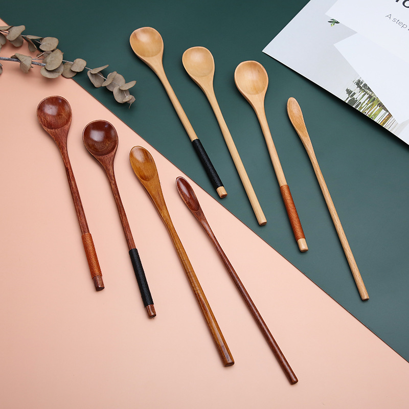 Estilo japonés bobinado mango largo cuchara de madera pintura grande café leche té miel mezcla cuchara vajilla de madera cuchara de sopa imprimible LOGO