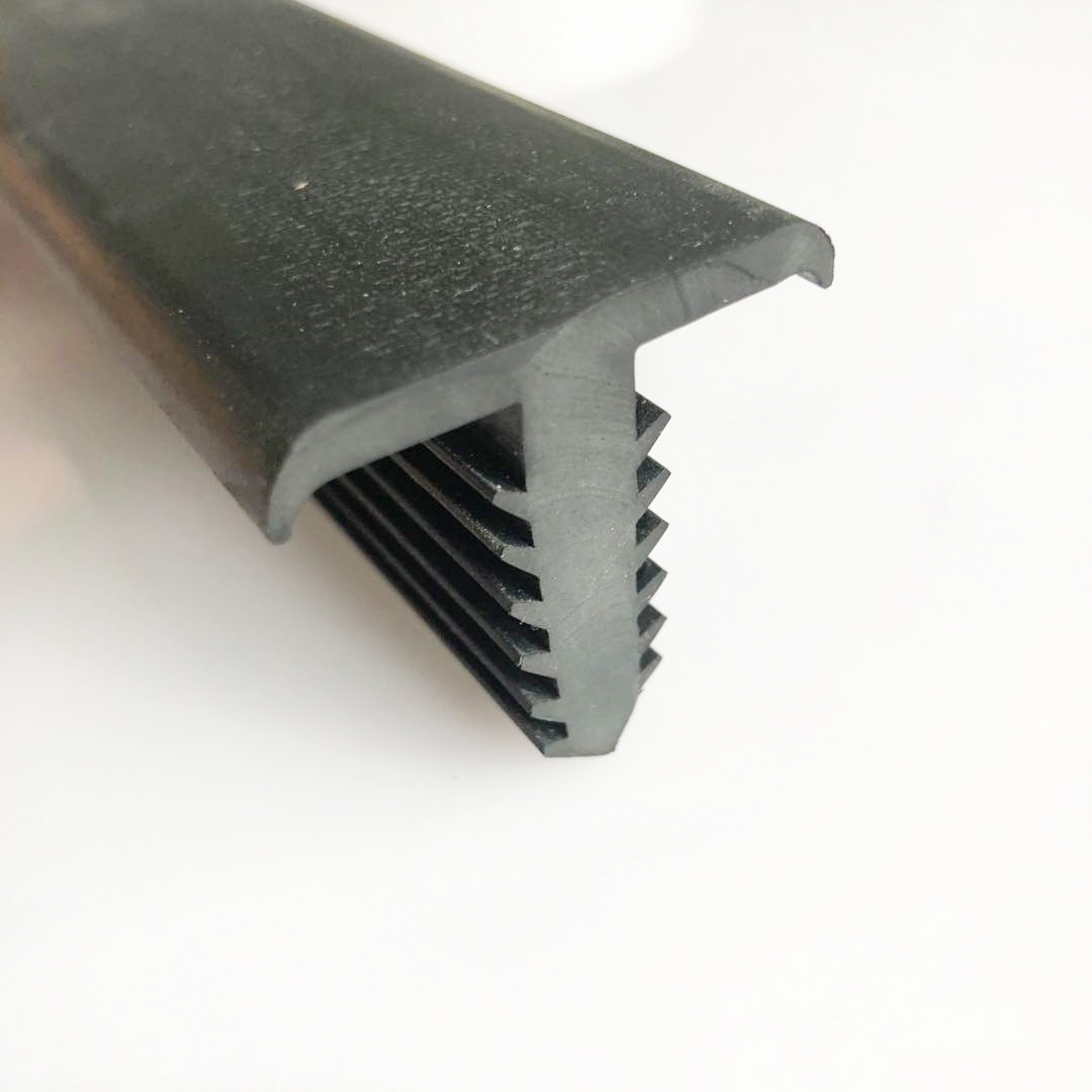 供应活动房内墙装饰条光伏板防水T型密封条卡缝隙T型胶条