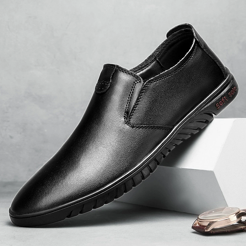 Кожаная обувь мужская 2021 Новая повседневная кожаная обувь мужская британская деловая кожаная обувь деловая обувь для папы Мокасины Мужская обувь