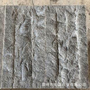 ������ʯ���Ї��ں�ɫ�����Ҵ���ʯ��ˮ���ɹź�Ģ��ʯ�ɒ���Ȼʯ