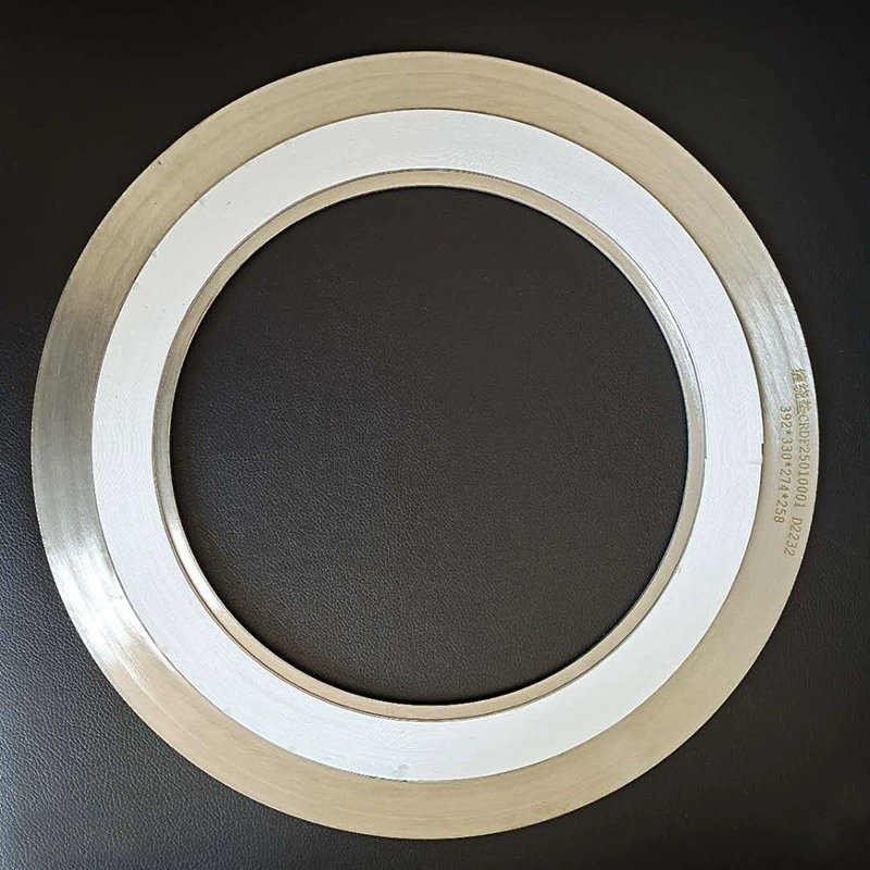 Прокладка фланца Прокладка металлической обмотки 304 + прокладка внутреннего и внешнего кольца из ПТФЭ 304 прокладка внутреннего и внешнего армирующего кольца