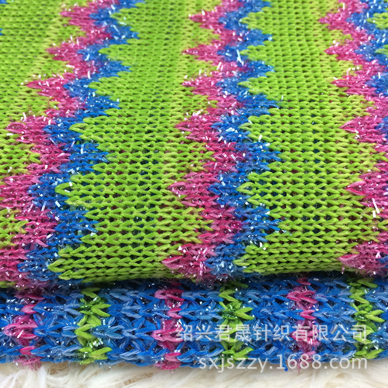 厂家供应腈纶麻花格子圣诞提花针织粗针毛线布现货批发几何提花