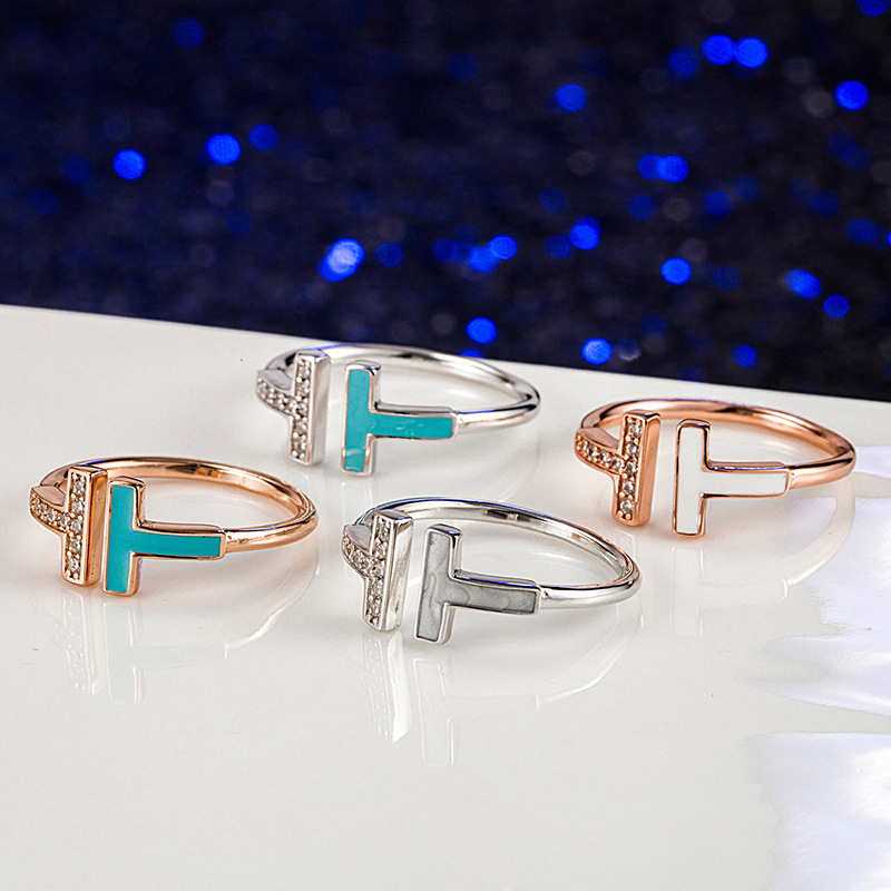 Classic ring with letters