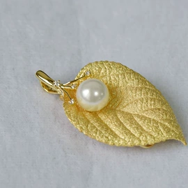 宝石手饰;钻石手饰;K金项饰