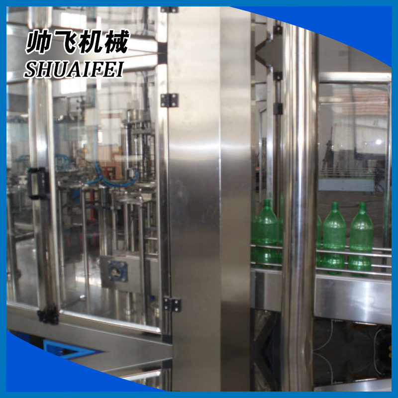 生产销售 帅飞三合一饮料灌装设备 碳酸饮料灌装机  瓶装水灌装机