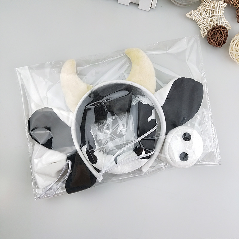 Diademas de animales de Halloween, orejas de vaca con cuernos blancas y negras de peluche, juego de cuatro piezas, accesorios para el cabello, venta directa de fábrica