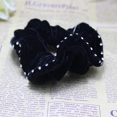 Korean style black velvet ring 60 pieces of rhinestone hair ring gold velvet large intestine ring hair ring professional hair flower wholesale