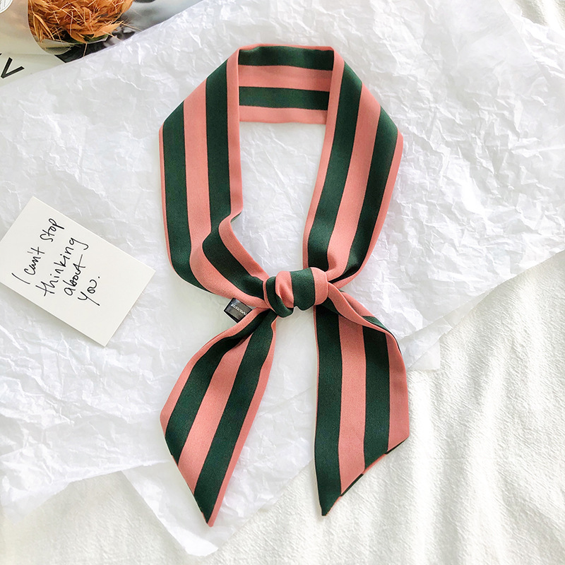 Primavera y otoño coreano bufandas de seda estrechas de decoración de banda larga impresión de seda simulada bufandas de ángulo agudo al por mayor en stock