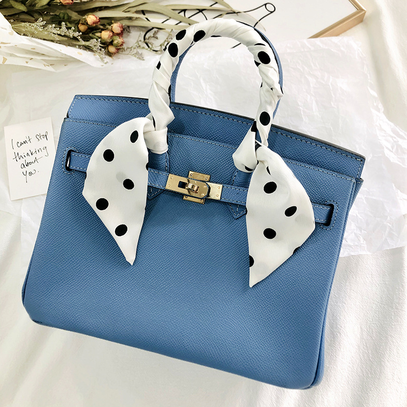 Primavera y otoño coreano bufandas de seda estrechas de decoración de banda larga impresión de seda simulada bufandas de ángulo agudo al por mayor en stock