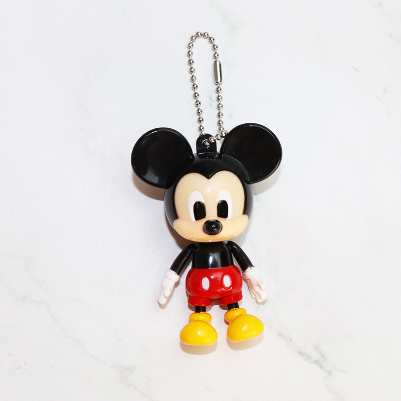 メーカーはネズミのストラップを提供しています。