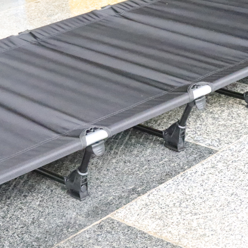 Cama Plegable ligera al aire libre cama de camping portátil cama de campamento simple cama de almuerzo que acompaña cama de camping cama de ocio simple