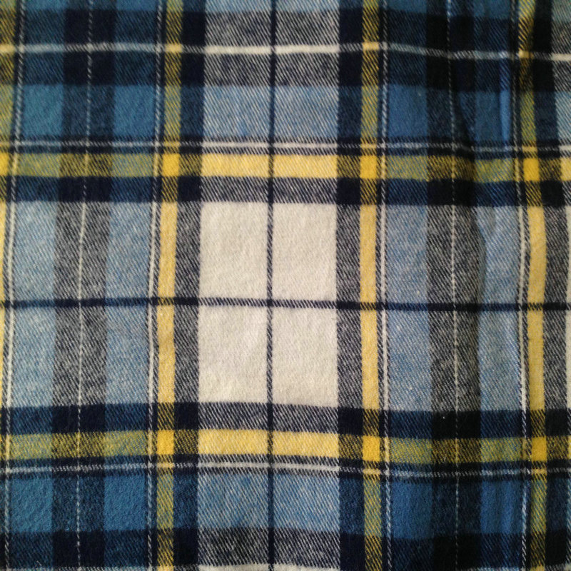 厂家供应 法兰绒格子布料 单面法兰绒布料 秋冬衬衫面料