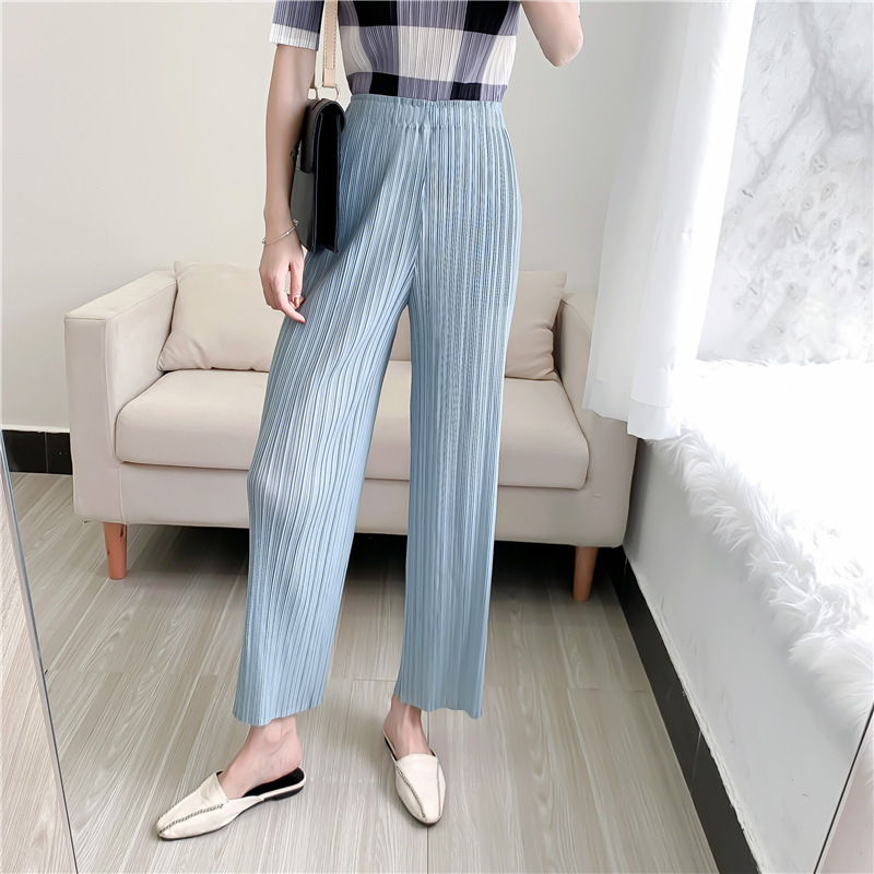 Spring and Summer New Casual Pants Simple Loose Comfortable Casual Stretch Pleated Straight Pants Women's Niche KK Pleated