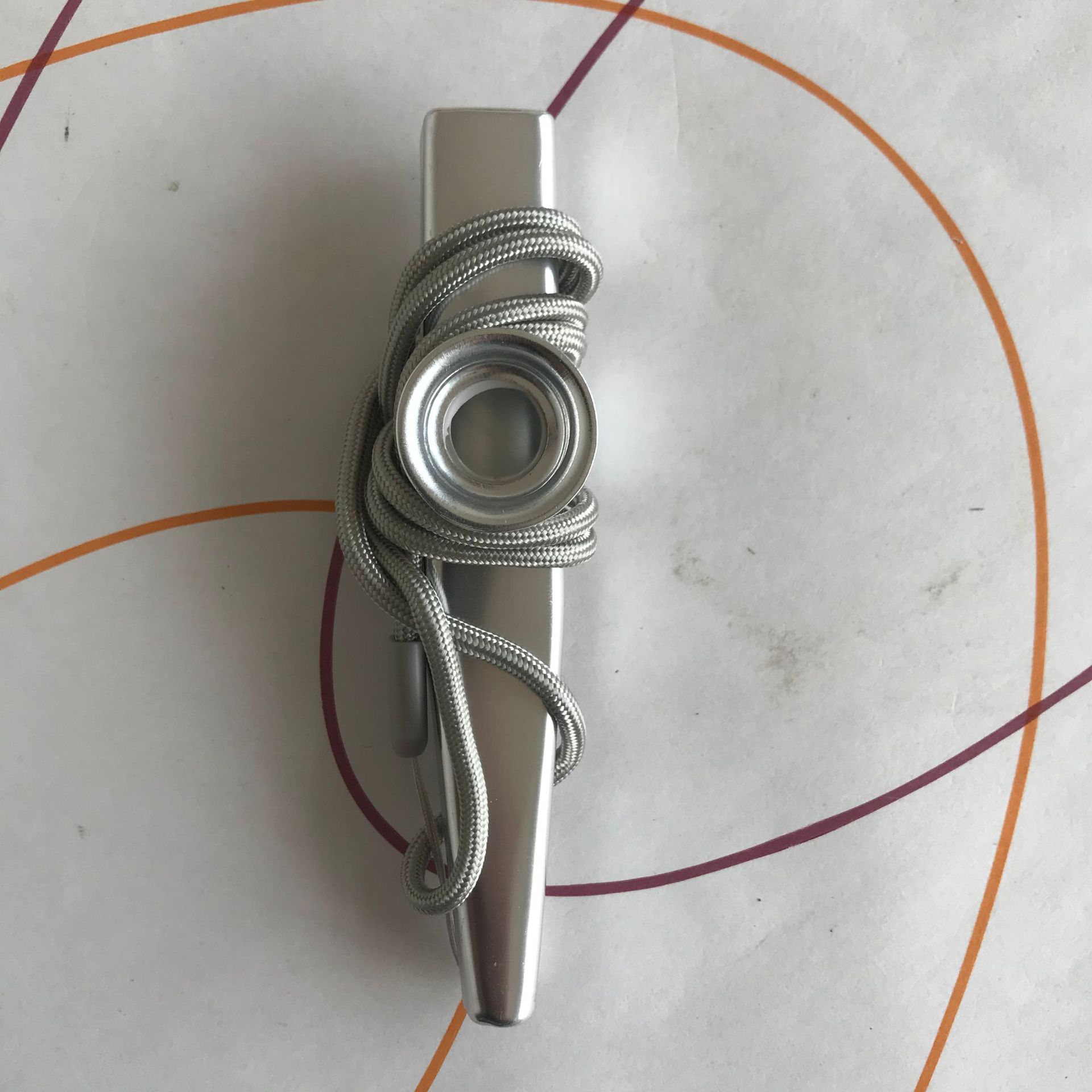 Orff instrumento percusión instrumento juguete educación temprana Kazoo metal Kazoo tarjeta marrón