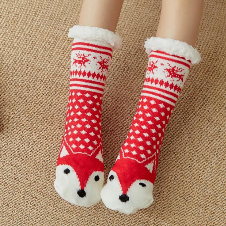 thumbnail image 1 of Calcetines navideños de invierno para el suelo, calcetines de alfombra para niños y adultos, calcetines de nieve, calcetines para el hogar, calcetines para dormir con forma de luna, pantuflas,, 1 of 7
