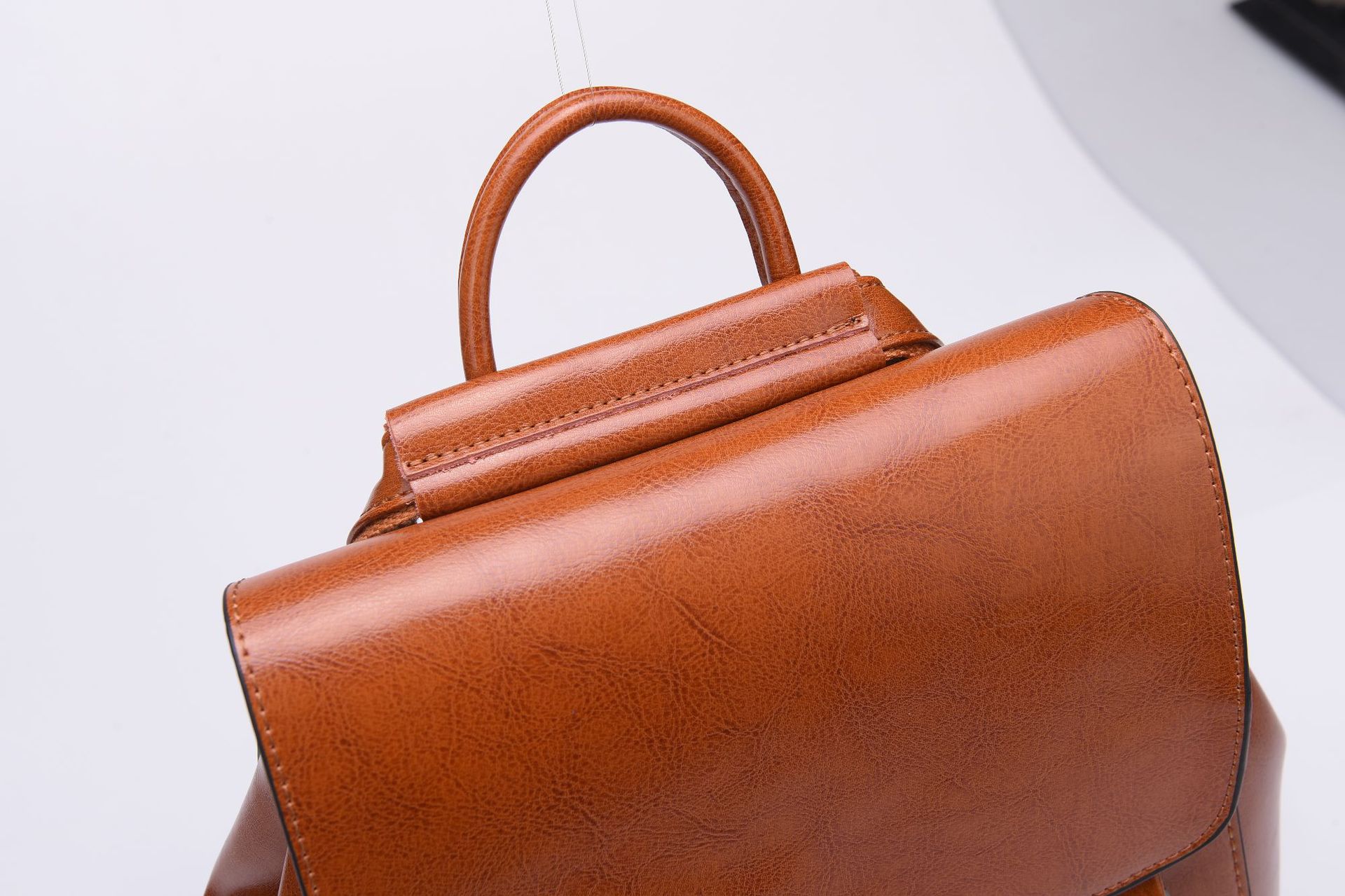 Women's Backpack, High-quality Genuine Leather Large Capacity Multi Interval Student Backpack, Can Be Slung Over One Shoulder._voghion.com