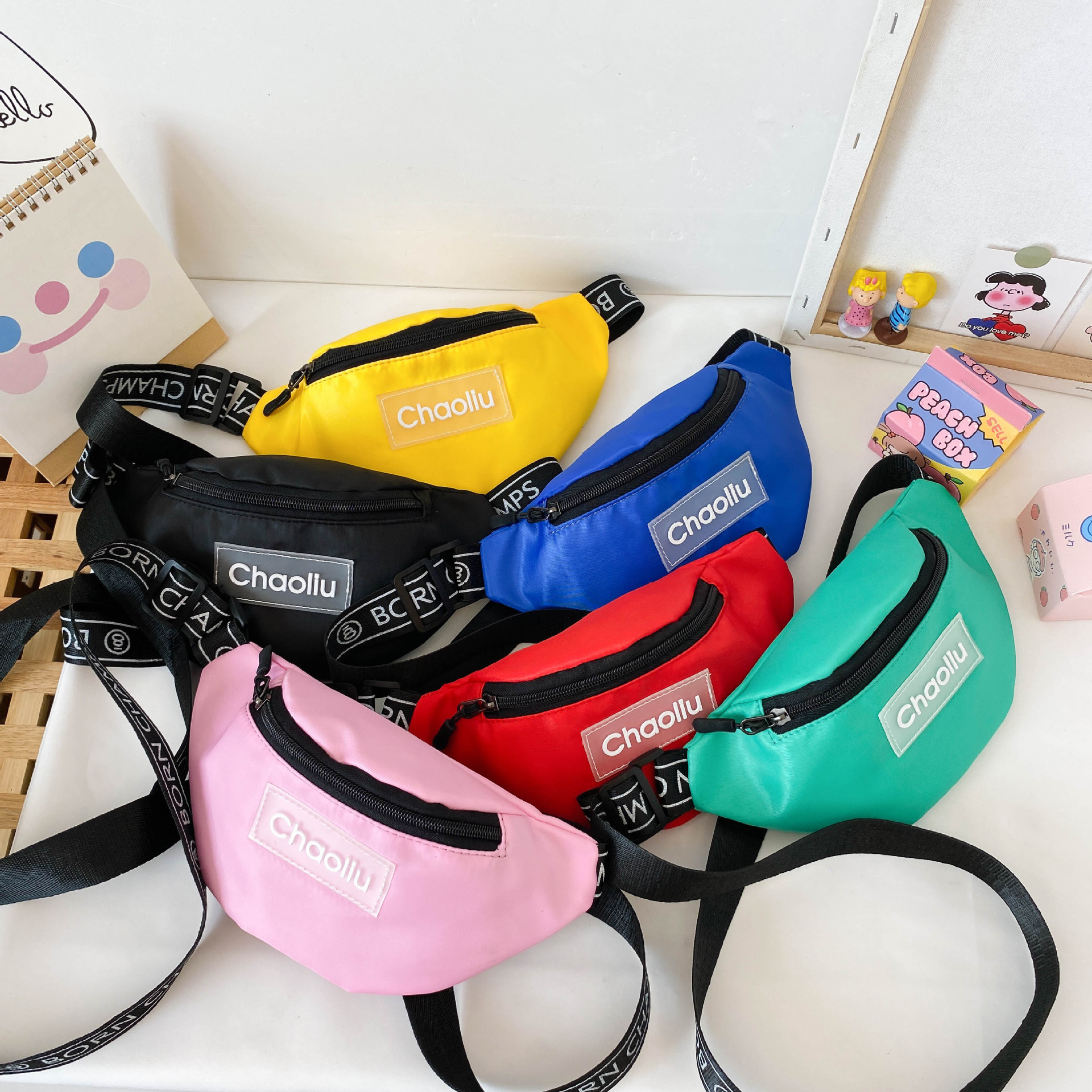 Lienzo lindo bolso de los niños bolsa de mensajero de moda niños y niñas carta pecho bolsa infantil bebé mini bolso de la cintura