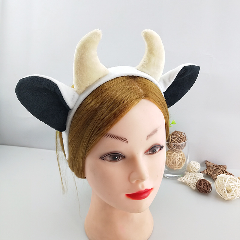 Diademas de animales de Halloween, orejas de vaca con cuernos blancas y negras de peluche, juego de cuatro piezas, accesorios para el cabello, venta directa de fábrica