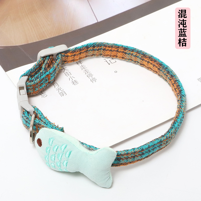 Z spot al por mayor collar de estilo japonés joyería collar de gato relleno de algodón bordado a cuadros escoceses collar de gato de pez pequeño