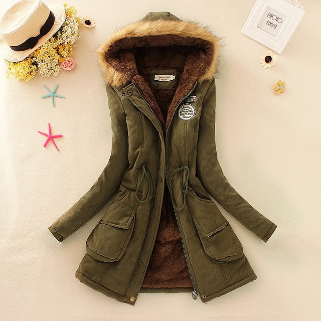 Abrigo acolchado de algodón con forro de lana estilo europeo y americano para mujer otoño e invierno 2023 image 15