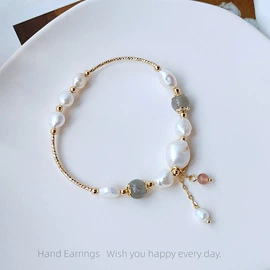 耳钉;耳环;戒指