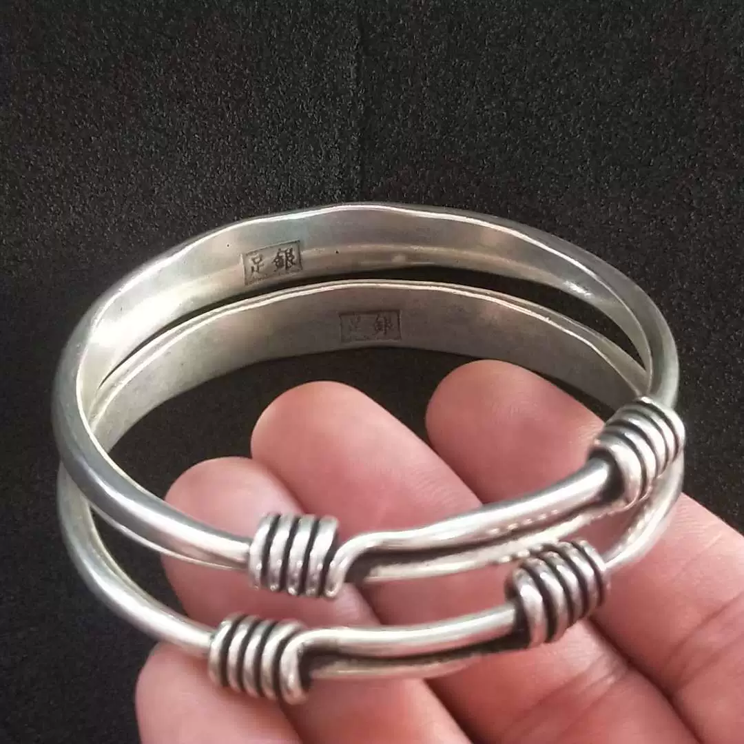 Retro ethnic silver bracelet, vintage Miao/Tibetan style, handcrafted motifs, 40 g