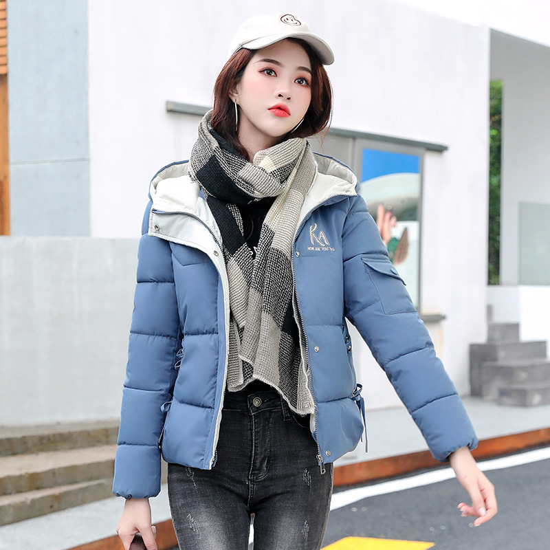 2021 al por mayor nueva ropa de algodón para mujeres corto estilo coreano chaqueta de algodón caliente delgada ropa de mujer abrigos de invierno y otoño estudiantes chaqueta de algodón