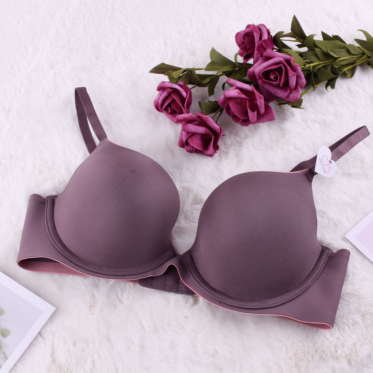 Ventas directas de fábrica anti-expansión externa brillante ropa interior sin costuras color sólido colección de pecho pequeño empuje hacia arriba soporte superior sujetador lateral