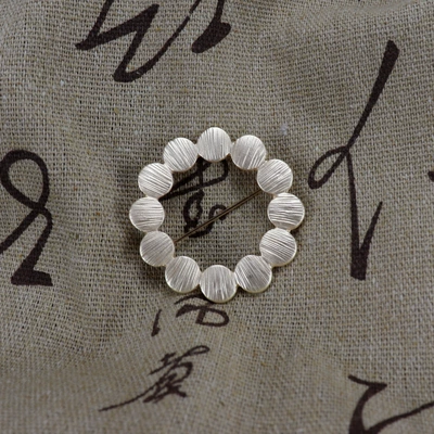 Tambourine Wreath Silk Towel | Yaxa sancaqları