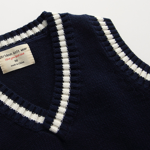 Autumn and winter plus velvet children's baby school uniforms pure cotton sweater vest boys medium to large girls knitted vest wholesale