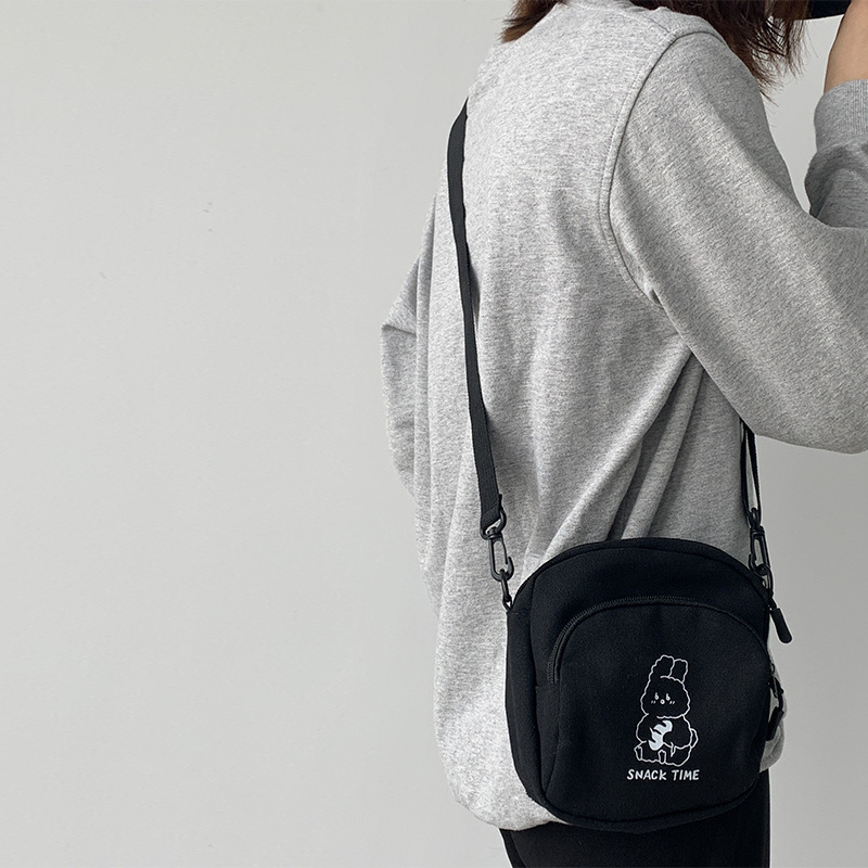 Lindo Bolso pequeño para mujer 2020 Nuevo ins japonés Harajuku chica bolsa de mensajero estudiante versátil bolsa de lona de dibujos animados