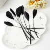 Black tears and fluttering length is about 14-20cm50.