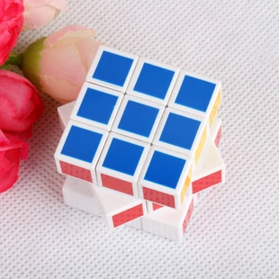 Кубик Рубика 3x3 3 см белый фон без защёлки