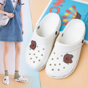 New hole shoes women's summer fashion girl cute outdoor beach sandals toe-wrapped shoes non-slip slippers women Wholesale
