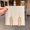 Retro earrings, simple and elegant design, European style