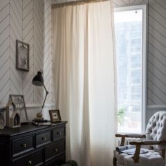Finished curtain in white with a lace trim, semi-sheer kitchen curtain, minimalist Japanese-style room divider, and sheer fabric for bay windows.