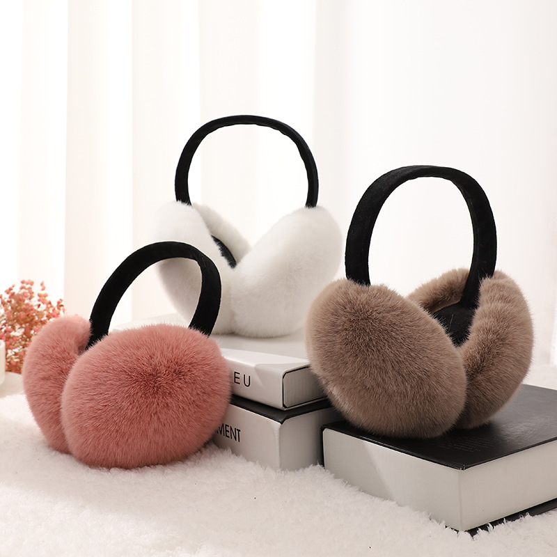 El otoño y el invierno de la nueva navidad orejeras de felpa de las mujeres caliente lindo orejeras a prueba de frío a prueba de viento plegable anti-congelación orejeras bolsa