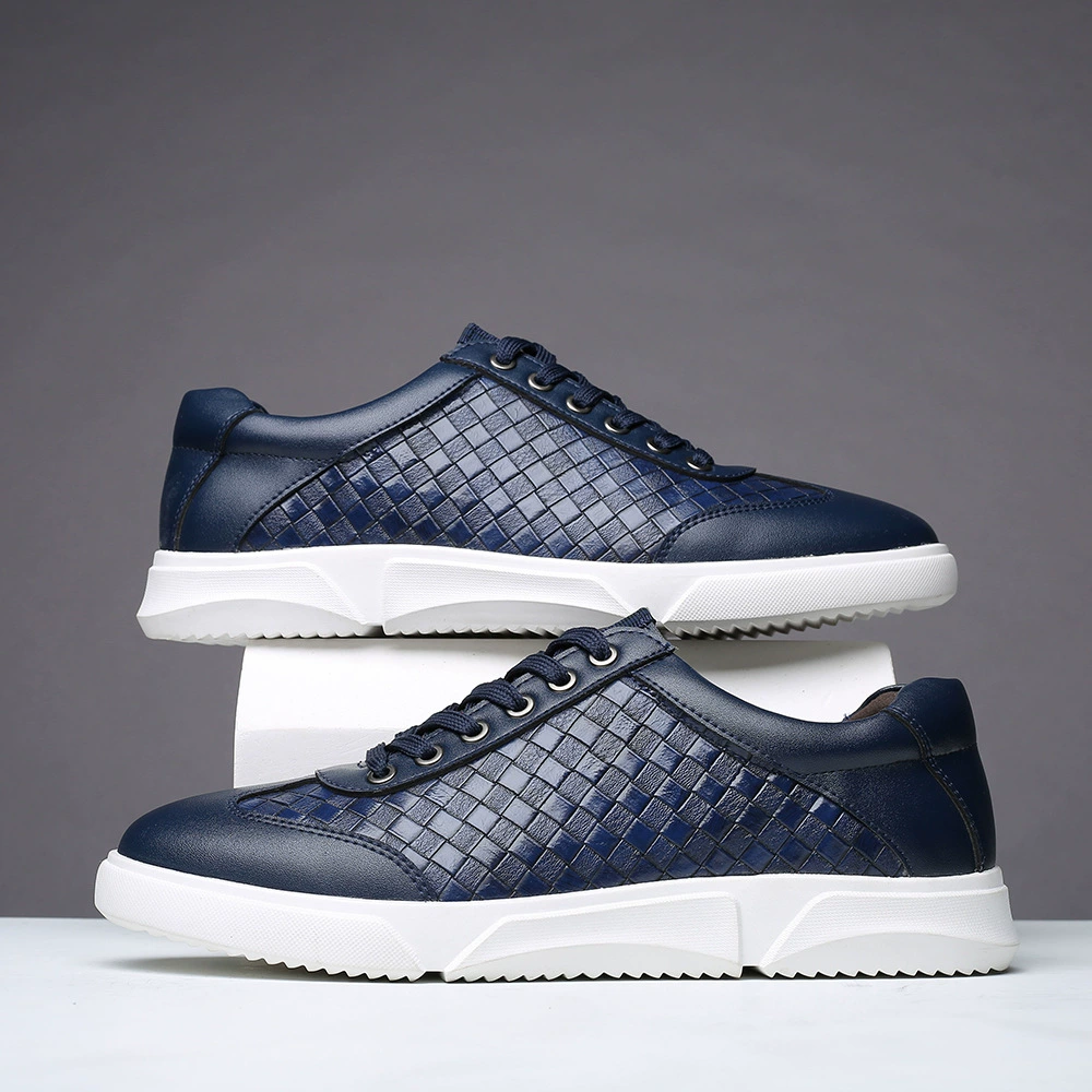 Стилизация Juqi Trend Leisure Sneakers — дышащие повседневные кроссовки на шнуровке, белый/чёрный/синий, размеры 39-48, лёгкие