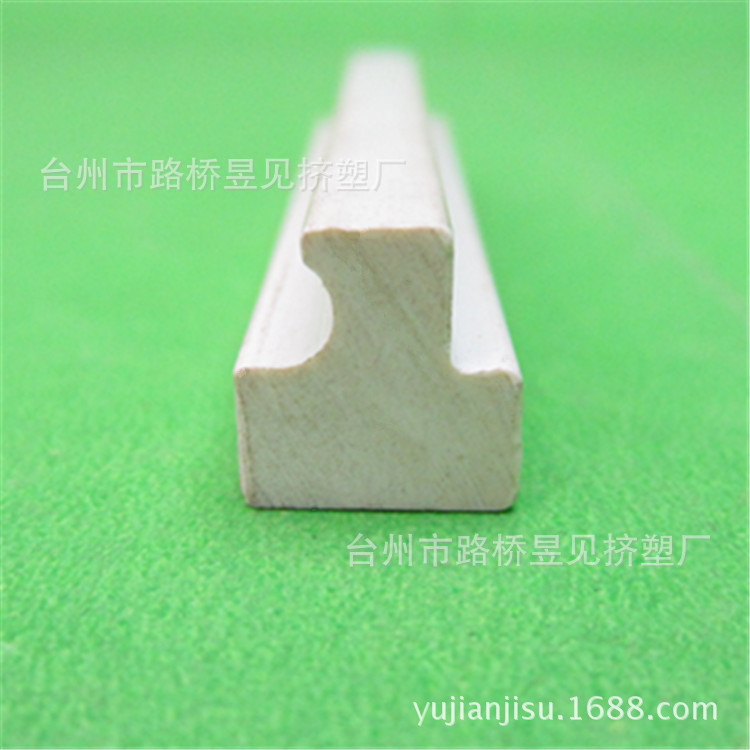 Productos de extrusión de plástico Tira de plástico PVC sellado bandas de borde Procesamiento de extrusión de perfil de PVC