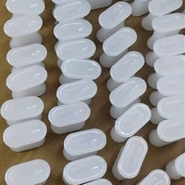 Elastic protective case for toes