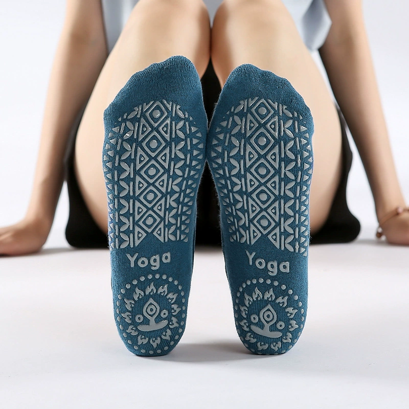 Non-slip Breathable Yoga Socks, Grip-Dot Pilates Socks, Open & Five-Finger Options, Mid-calf
