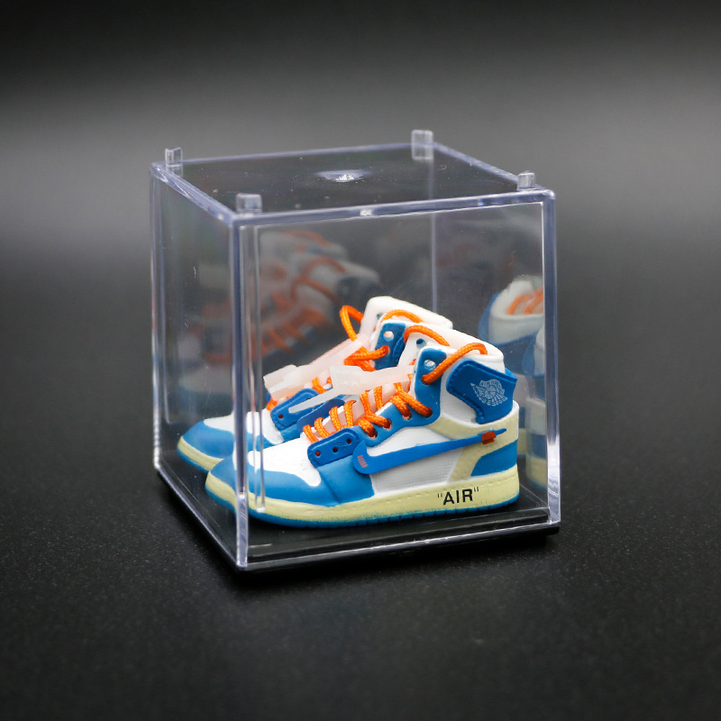 AJ zapatos de baloncesto zapatos de moda mini modelo tridimensional dedo del pie rojo y negro decoración del coche decoración de la torta modelo de zapato hecho a mano