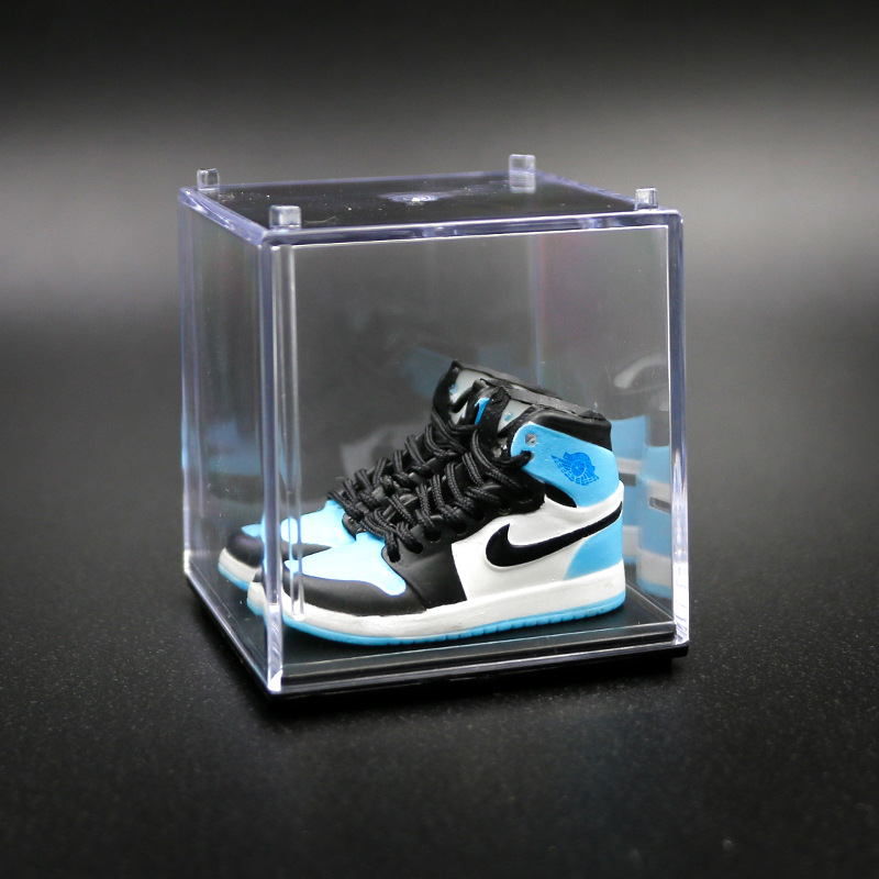 AJ zapatos de baloncesto zapatos de moda mini modelo tridimensional dedo del pie rojo y negro decoración del coche decoración de la torta modelo de zapato hecho a mano