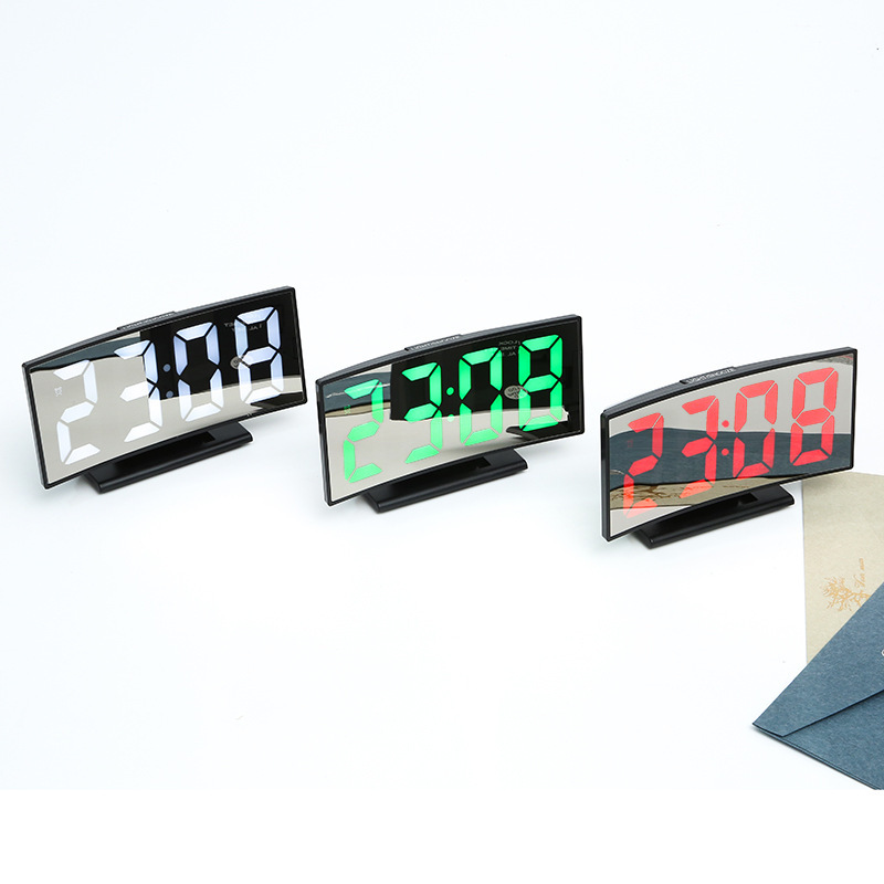 多功能镜面闹钟LED充电曲面屏数字闹钟学生儿童卧室书房静音闹铃