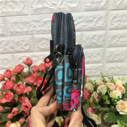 Lifestyle arm bag, double-layer arm bag, triple-layer arm bag, crossbody strap can be worn on one shoulder, phone bag