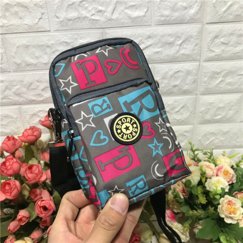 Lifestyle arm bag, double-layer arm bag, triple-layer arm bag, crossbody strap can be worn on one shoulder, phone bag