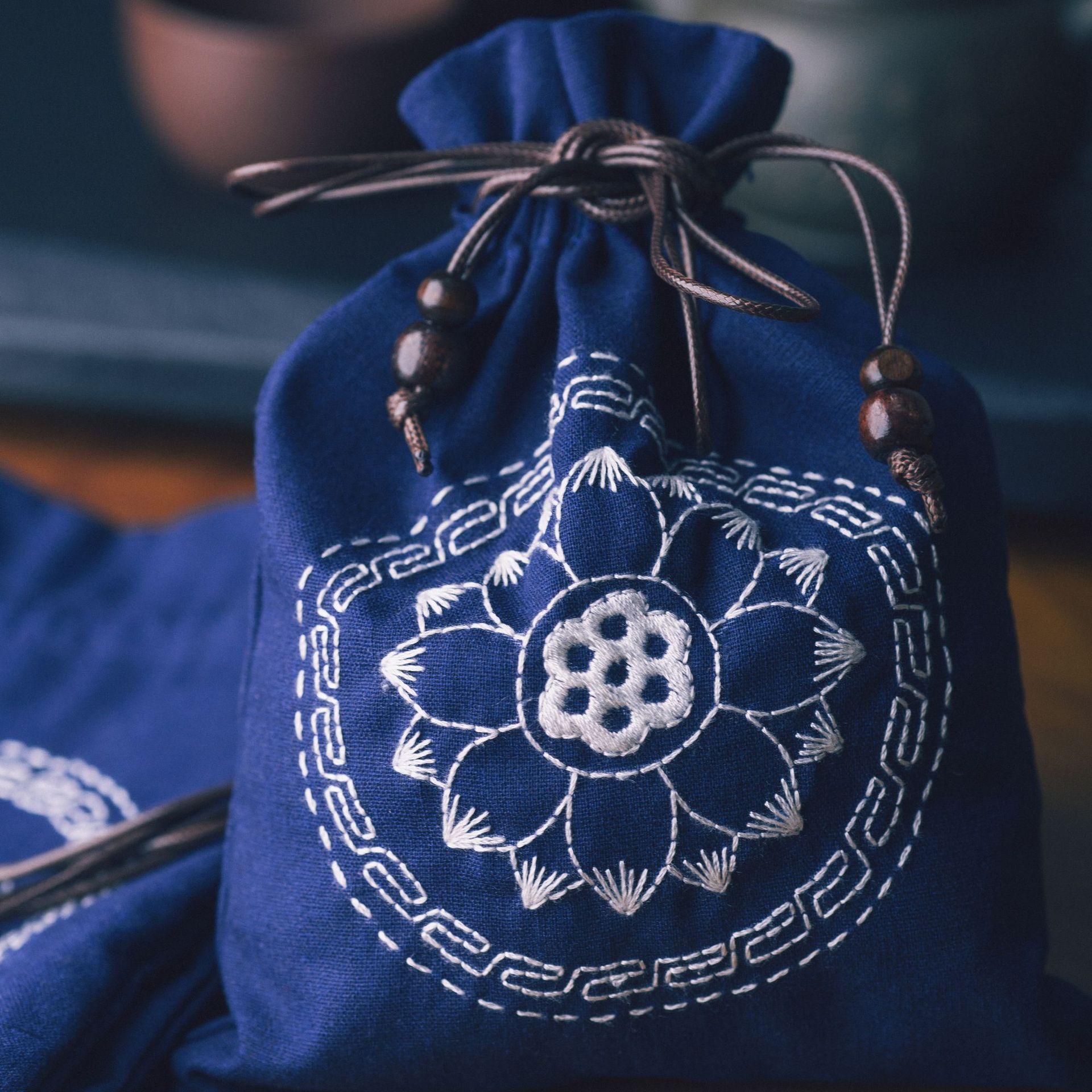 Jinhao bordado hecho a mano material de bricolaje bolsa Cordón portátil Lu bordado cosmético bolsa no Cruz puntada bolsa de almacenamiento