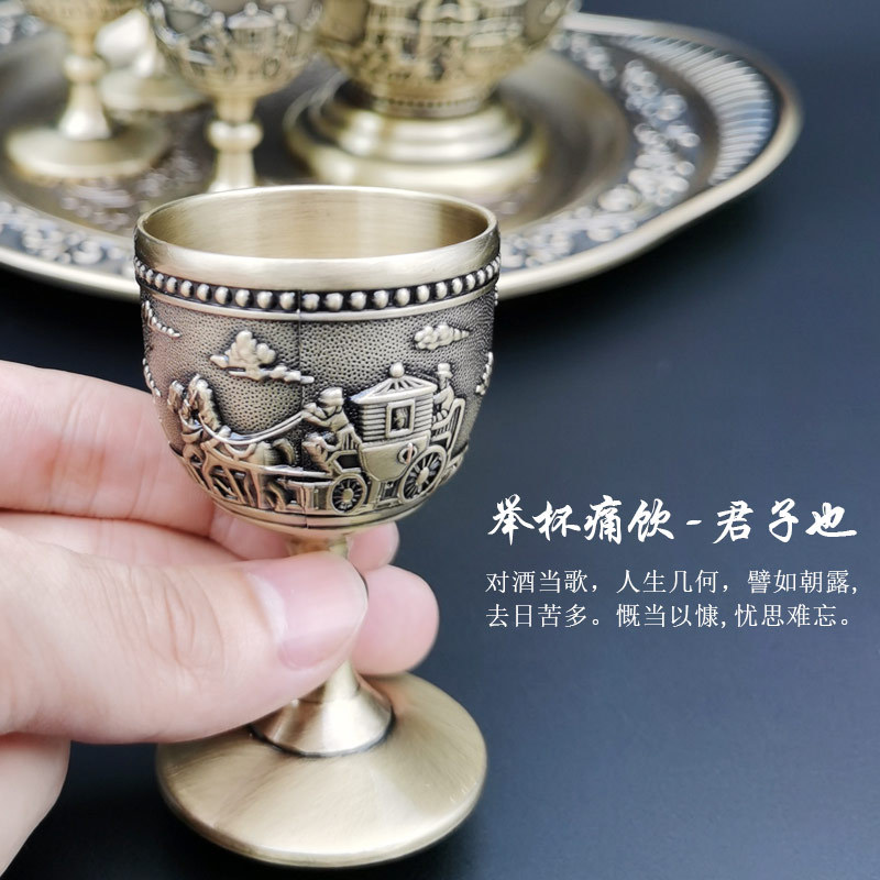 Suministro directo de fábrica vintage bronce copa vino uno o dos licores vidrio hogar Copa metal boda tostada taza