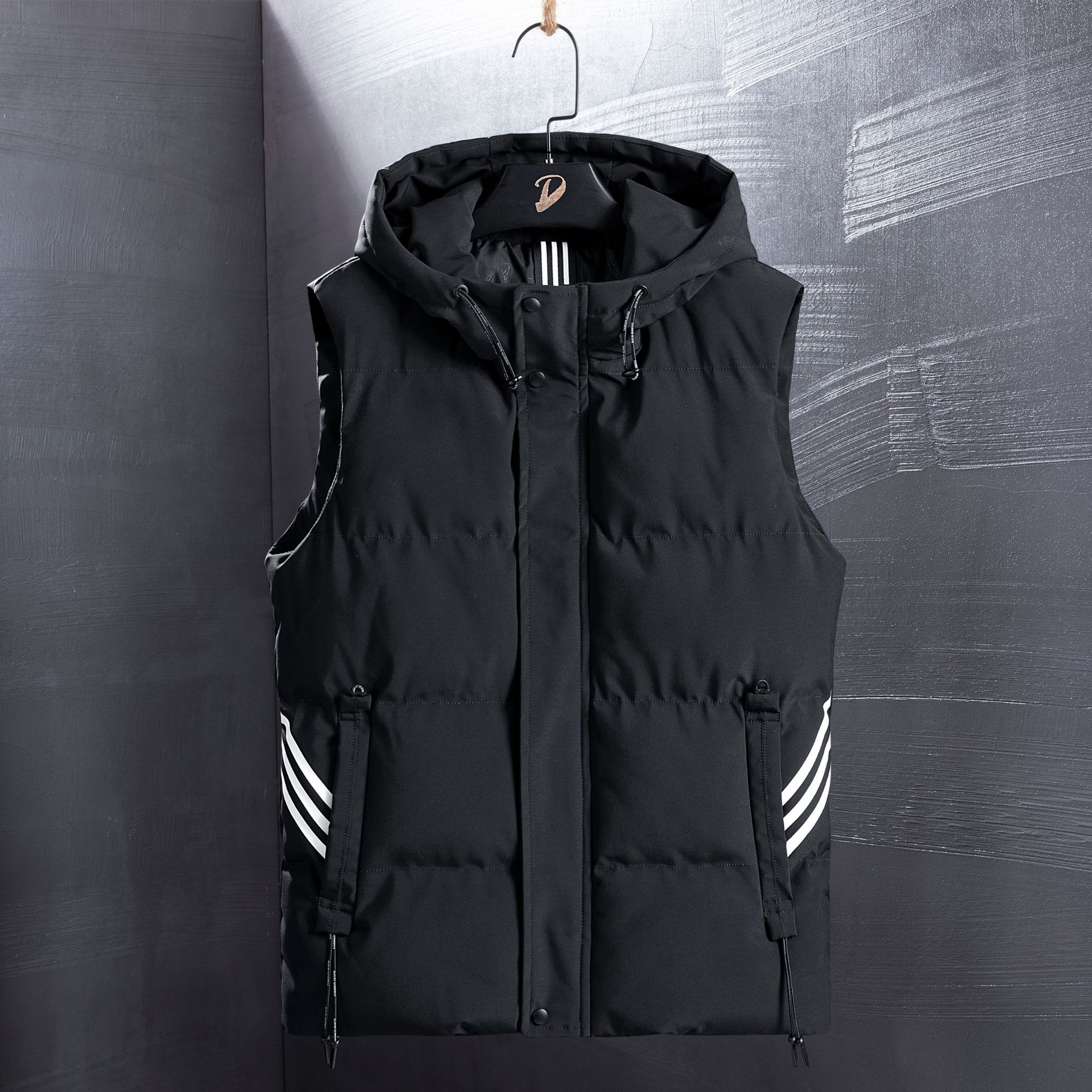 Demi-season men's trend vest with down with hood