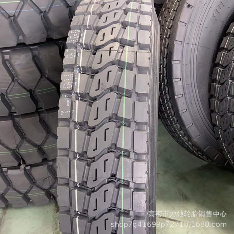 900R20汽车轮胎批发卡车货车轮胎花纹加深大载防扎厂家直供900r20